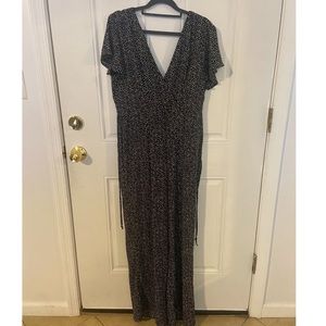 Franchesca’s Flutter Sleeve Jumpsuit